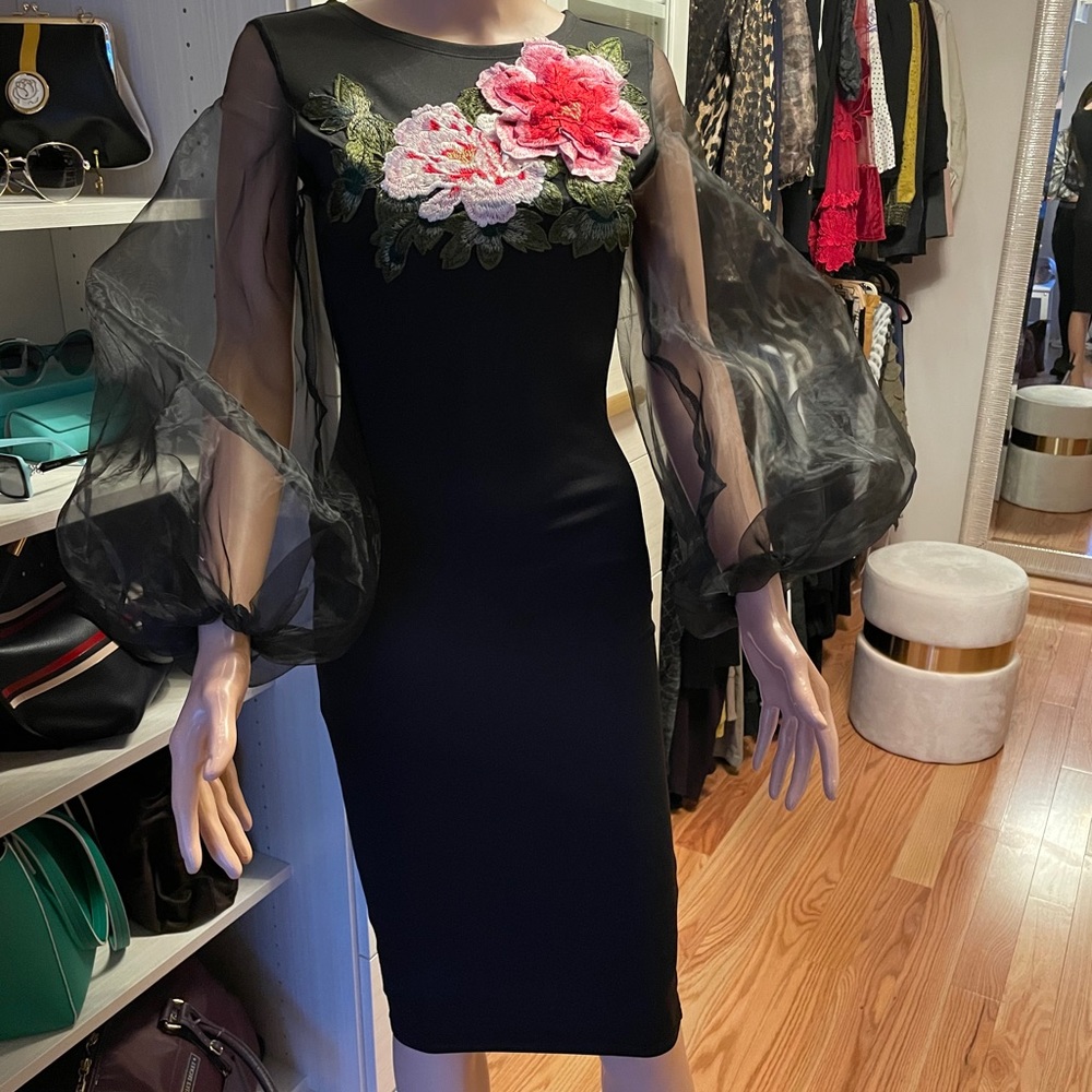 Black Evening dress with embroidered detail. - Picture 5 of 5